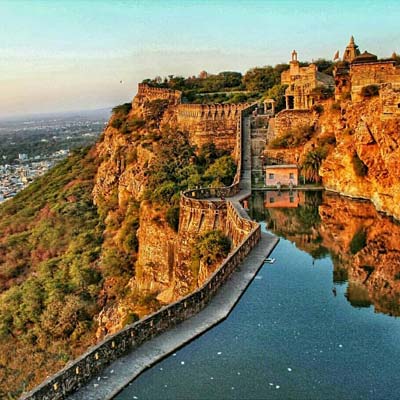 Udaipur Chittorgarh Pushkar Jaipur Agra Tour